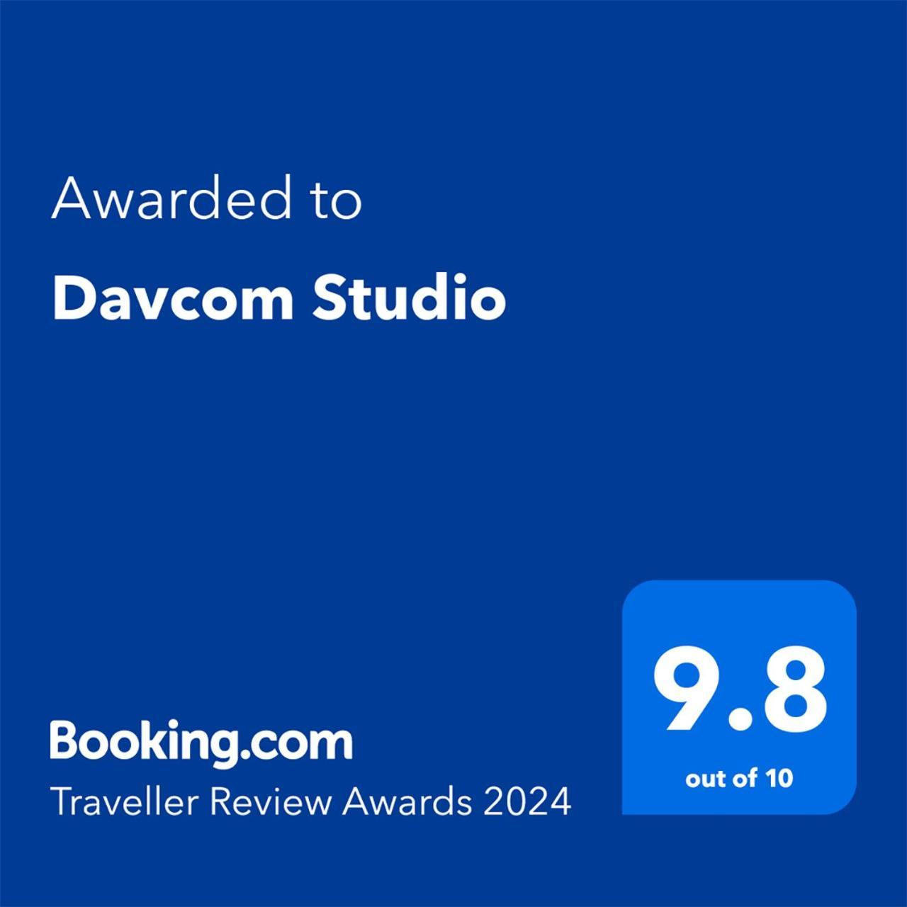 Davcom Studio ฟาการาช ภายนอก รูปภาพ
